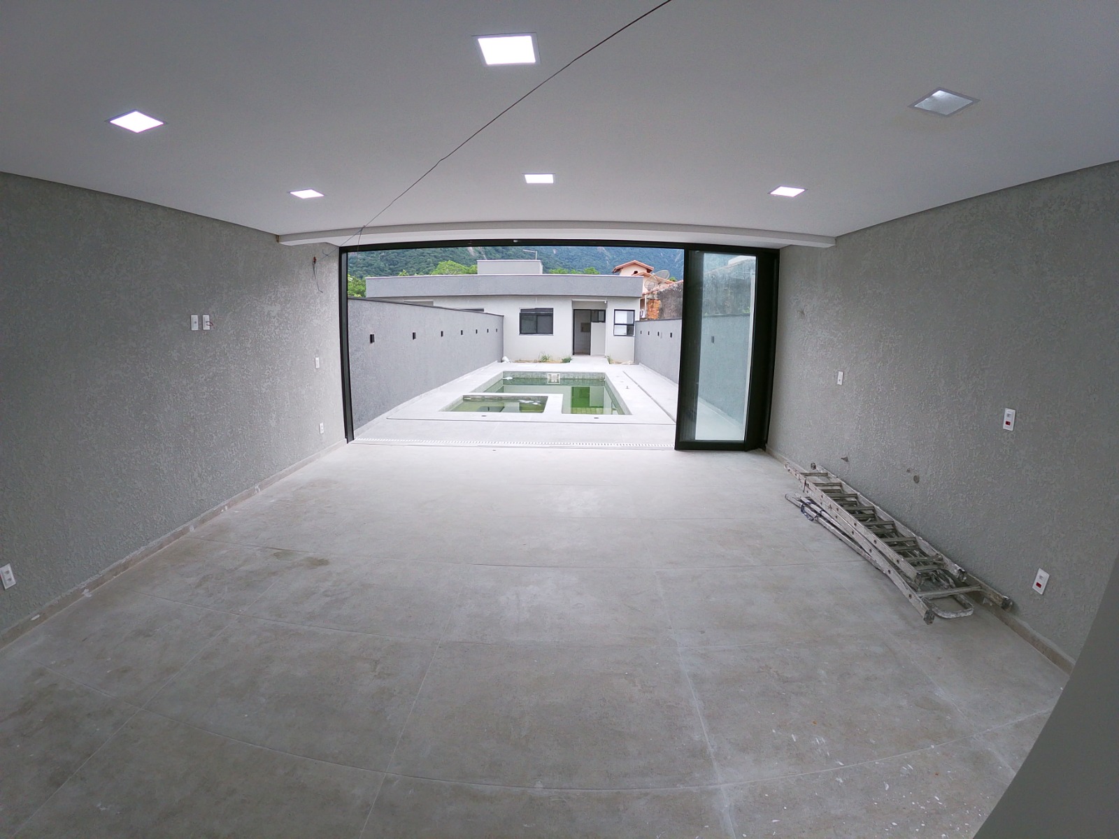 WhatsApp Image 2024-10-21 at 09.27.54 (15).jpeg