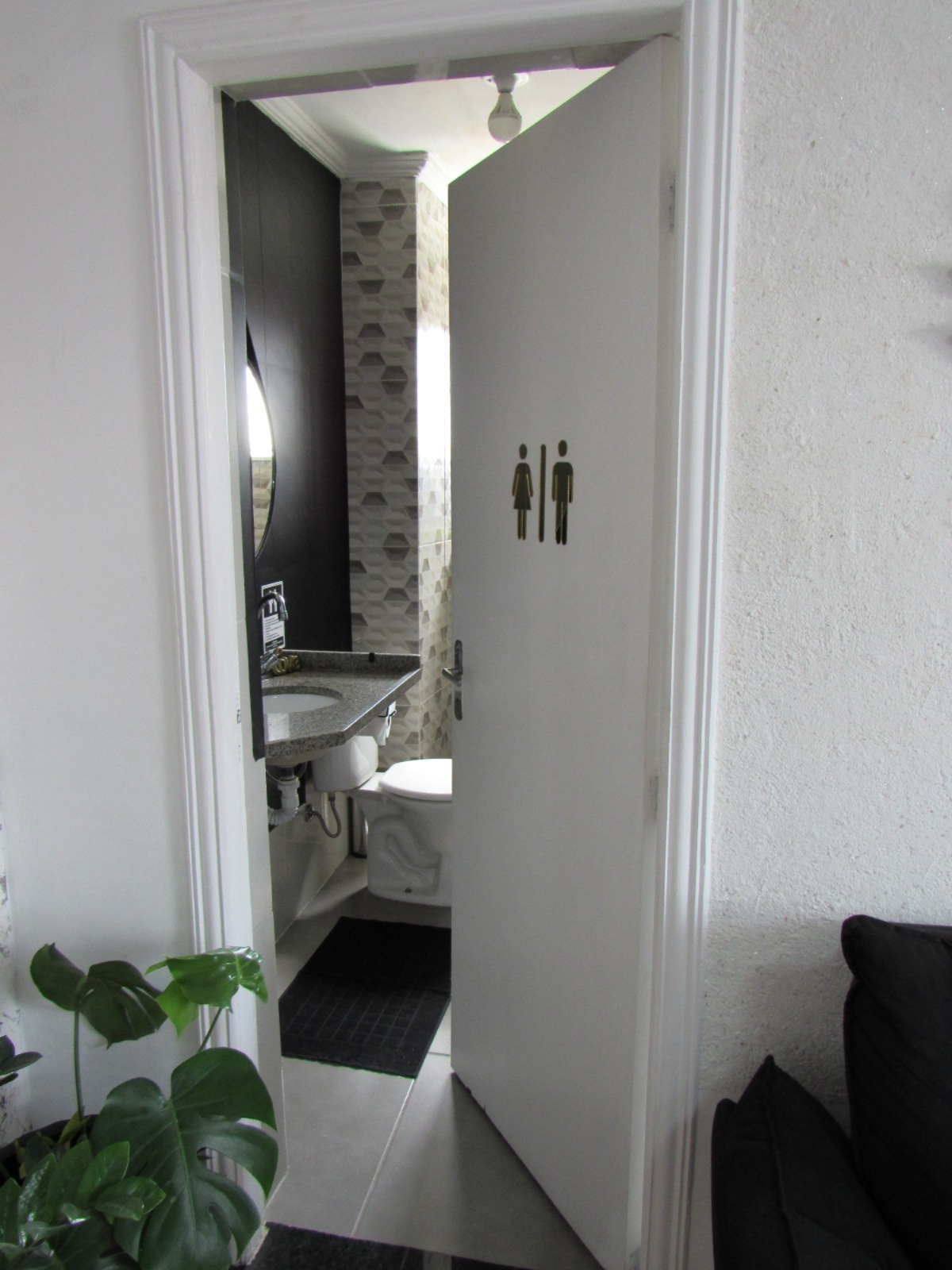 WhatsApp Image 2025-04-10 at 08.41.49 (4).jpeg