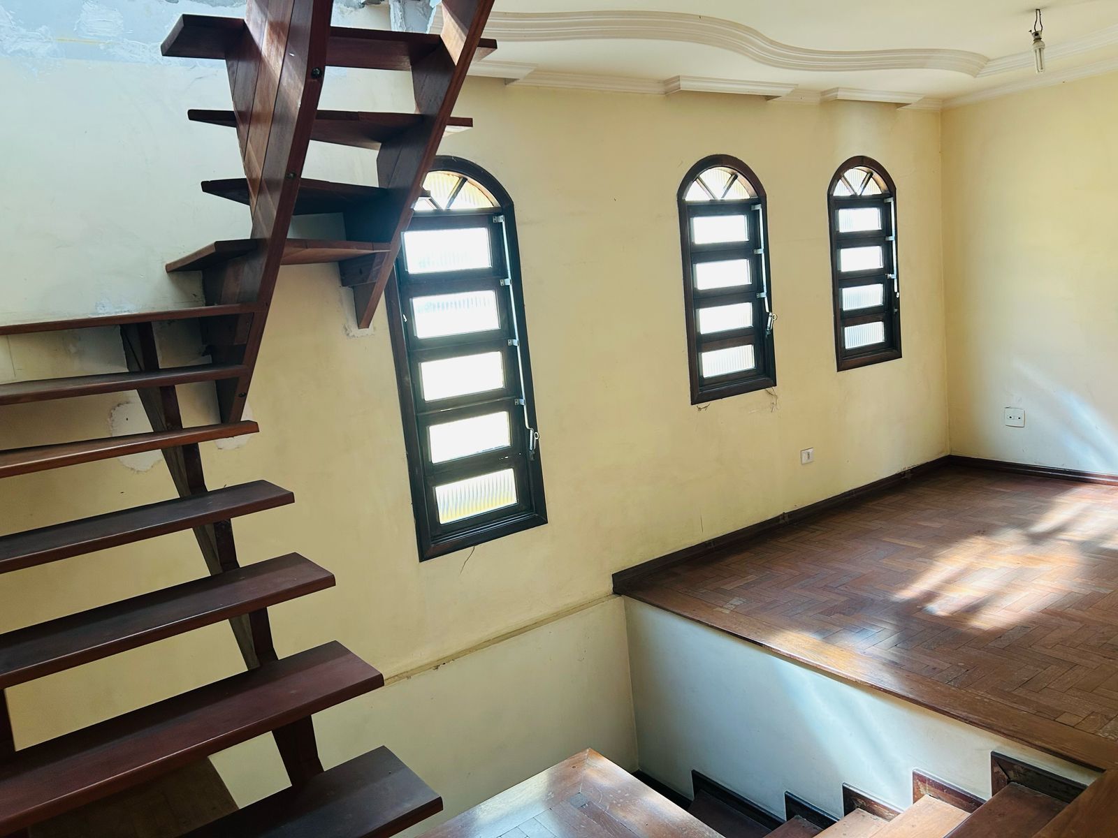 WhatsApp Image 2025-04-01 at 10.37.50.jpeg